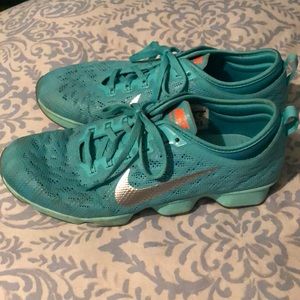 Nike Air Zoom Fit Agility Training Shoe